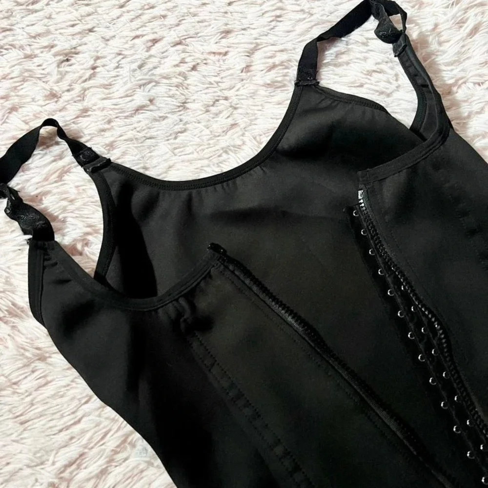 The Unbranded Brand black underbust